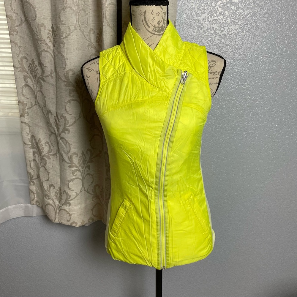 Lululemon What The Fluff Vest - Reversible Sz 4